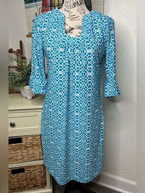 Axyeh Teal and White Bell Sleeve Dress